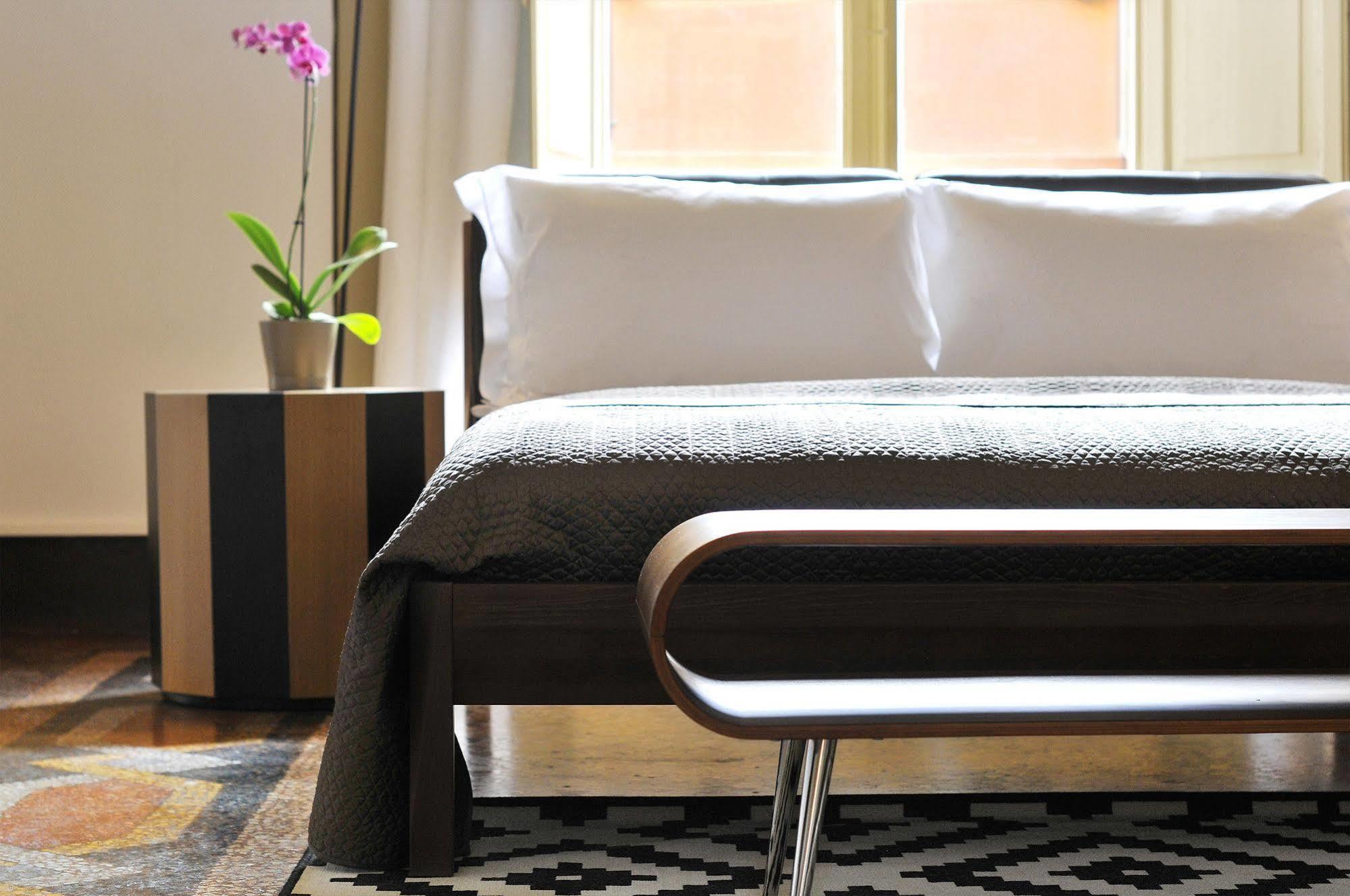B&B Farini 26 Bologna Kültér fotó